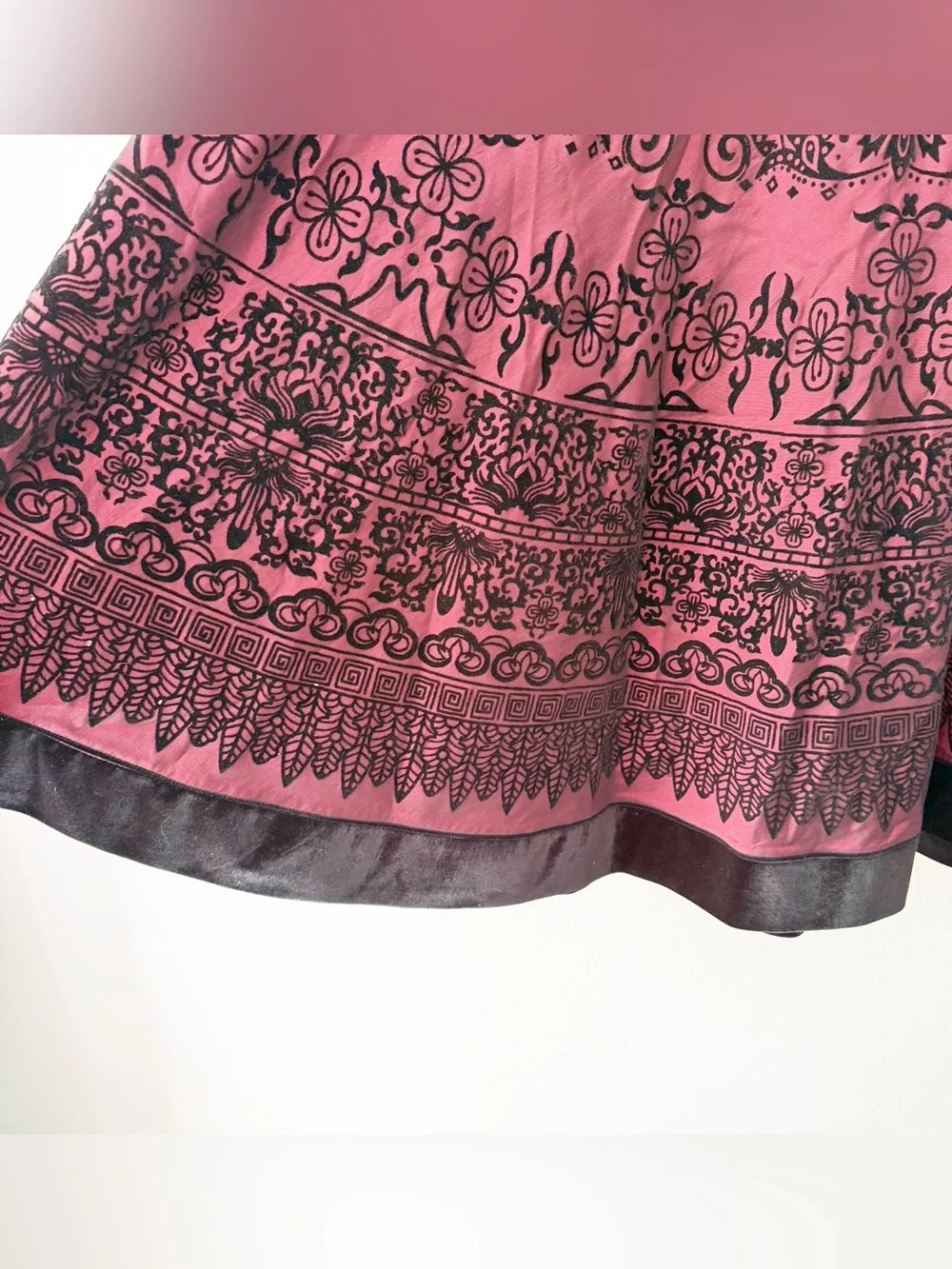 Vintage Women Metallic Velvet Midi Skirt Large Vamp Whimsigoth Dark Romance Red